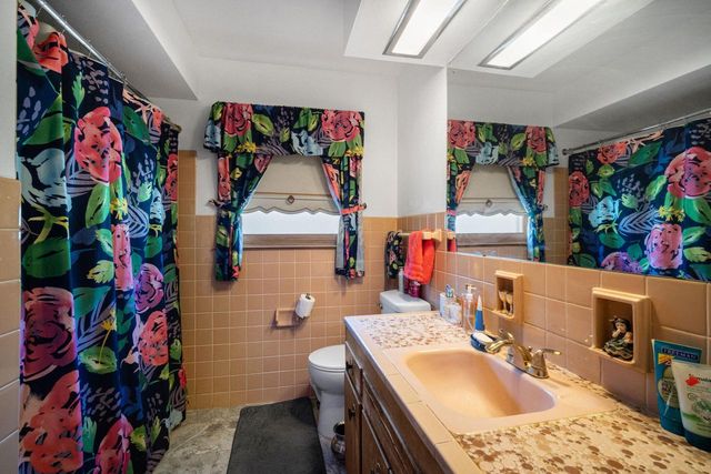 4758 S 22nd street STREET S, Milwaukee, WI 53221