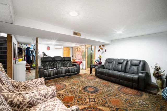 4758 S 22nd street STREET S, Milwaukee, WI 53221