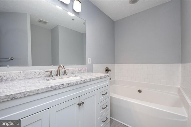 50-E AMBERSTONE CT, Annapolis, MD 21403