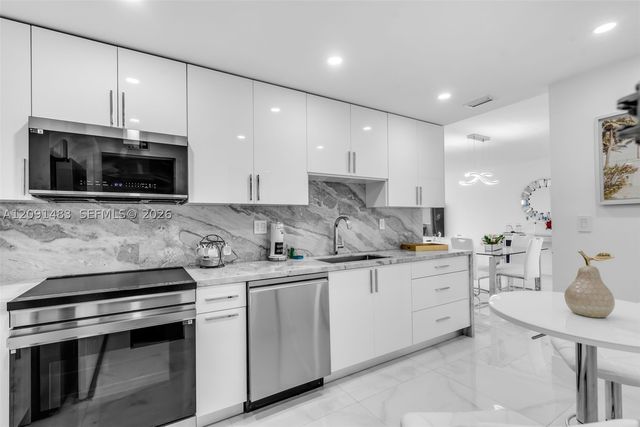 3901 S Ocean Dr 15T, Hollywood, FL 33019