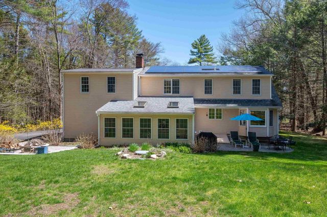 5 Goodwin Road, Hampton Falls, NH 03844