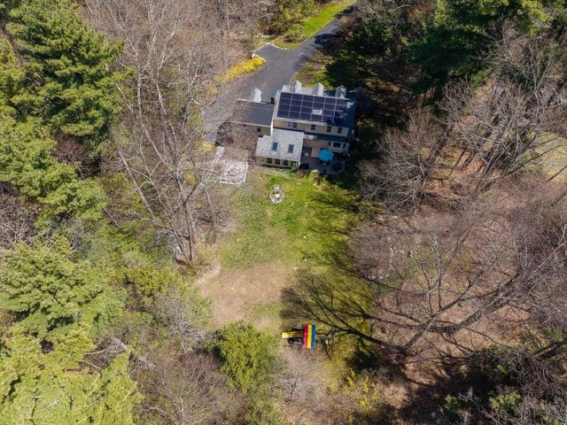 5 Goodwin Road, Hampton Falls, NH 03844