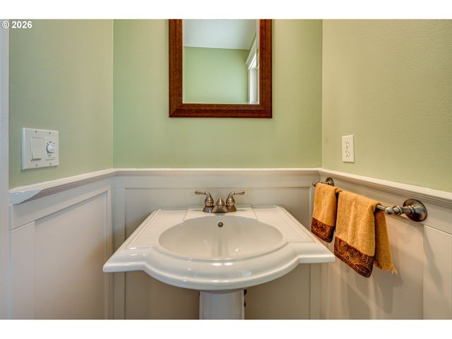 2327 36TH St, Washougal, WA 98671