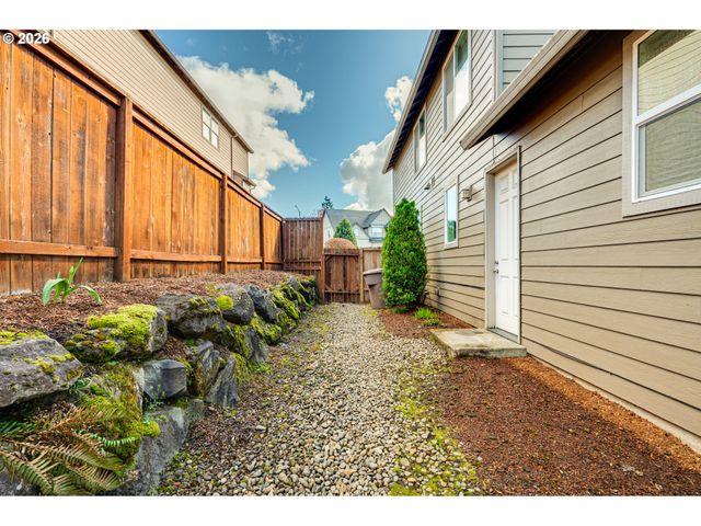 2327 36TH St, Washougal, WA 98671