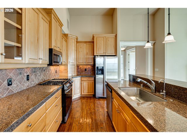 2327 36TH St, Washougal, WA 98671