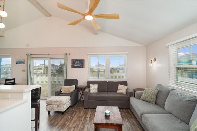 4219 Liberty Drive, Galveston, TX 77554