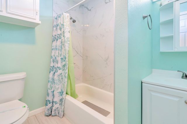 4219 Liberty Drive, Galveston, TX 77554