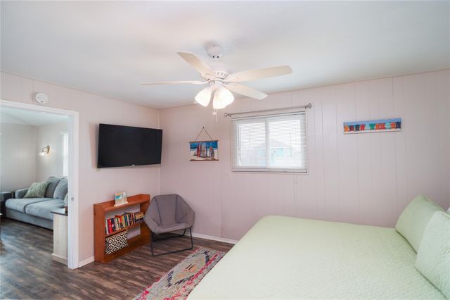 4219 Liberty Drive, Galveston, TX 77554