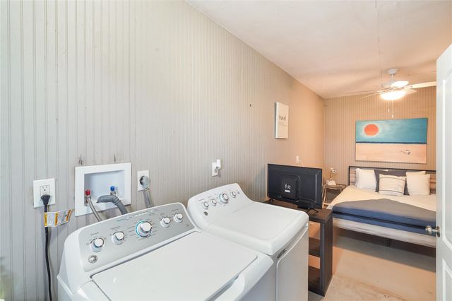 4219 Liberty Drive, Galveston, TX 77554