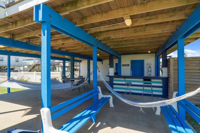 4219 Liberty Drive, Galveston, TX 77554