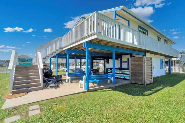 4219 Liberty Drive, Galveston, TX 77554