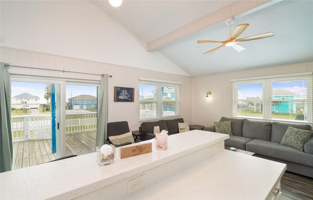 4219 Liberty Drive, Galveston, TX 77554