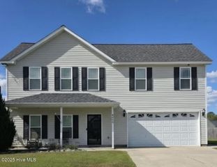 4400 Bristlecone Drive, Ayden, NC 28513