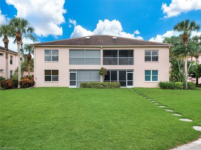 526 Lake Louise CIR 402, Naples, FL 34110