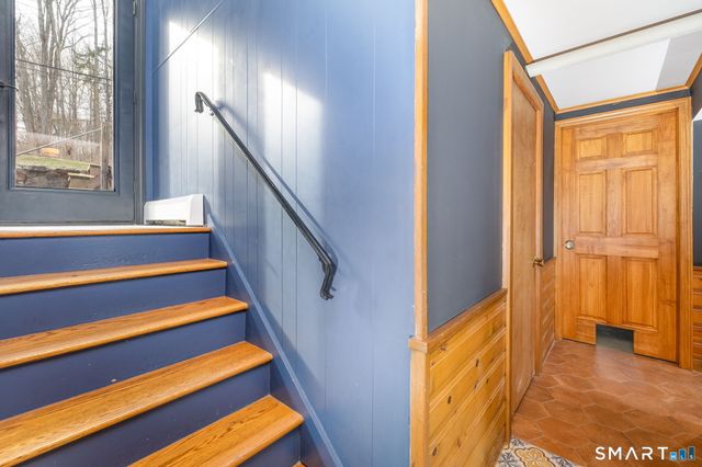 481 Gaylord Mountain Road, Hamden, CT 06518