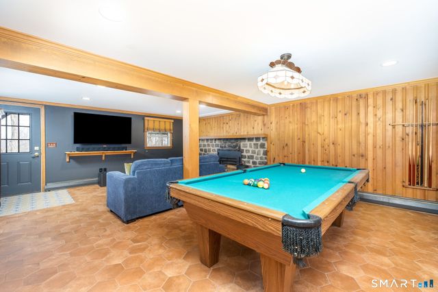 481 Gaylord Mountain Road, Hamden, CT 06518