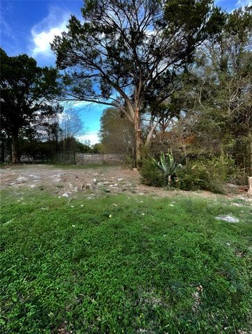 18113 Gregg Bluff RD, Jonestown, TX 78645