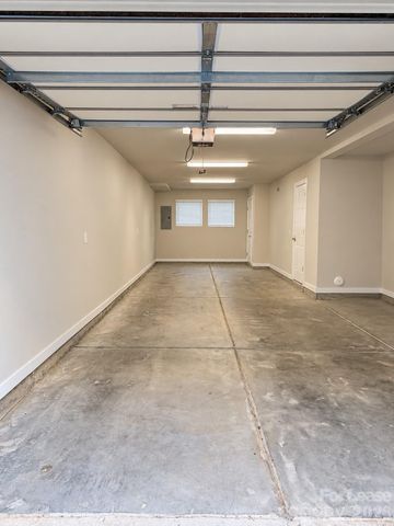 1739 Cannon View Lane, Charlotte, NC 28208