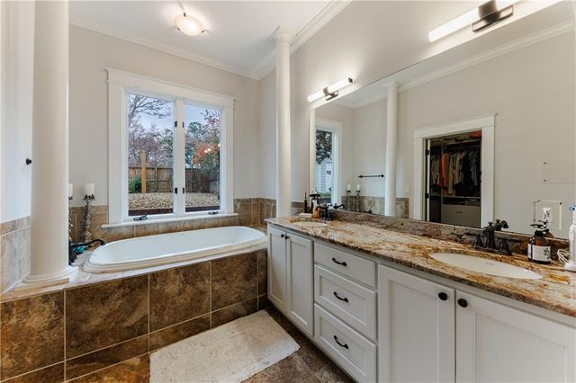 654 Cresthill NE Avenue, Atlanta, GA 30306