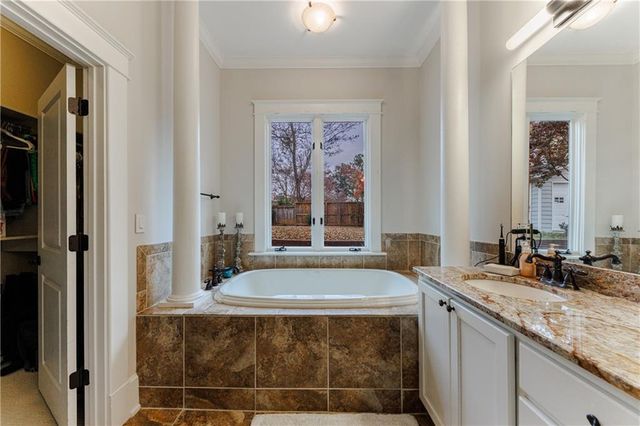 654 Cresthill NE Avenue, Atlanta, GA 30306