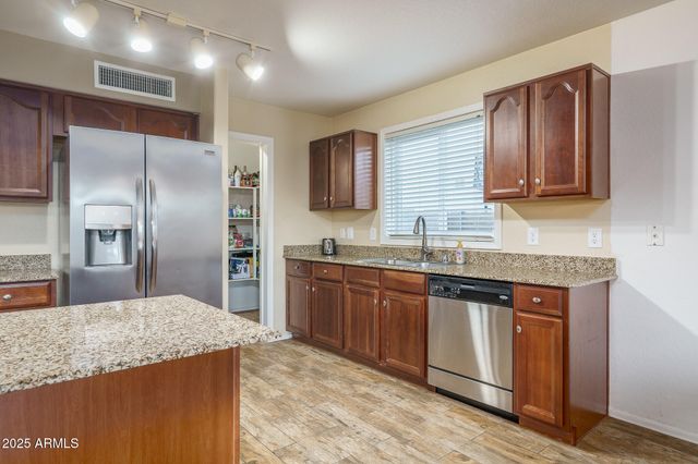 17224 W STATLER Street, Surprise, AZ 85388