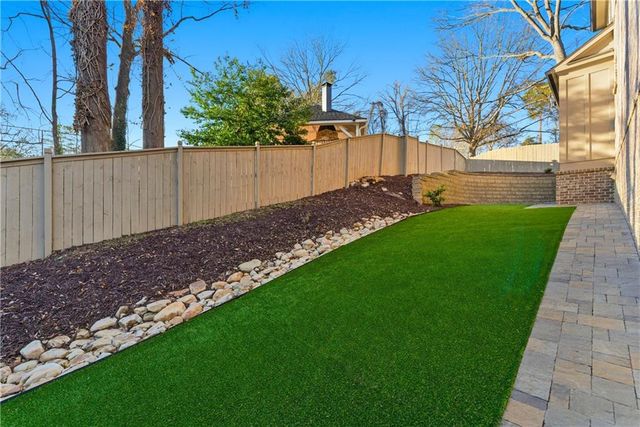 2131 Bellrick Road NW, Atlanta, GA 30318