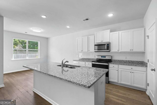 212 Sage Field Drive, Rincon, GA 31326