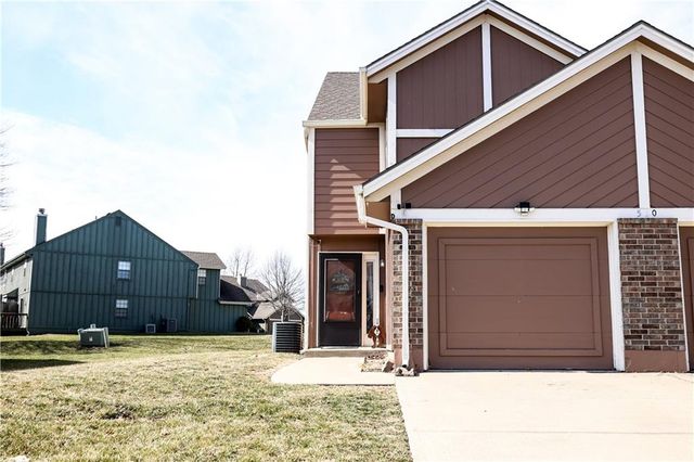 520 NE Knox Street D, Blue Springs, MO 64014