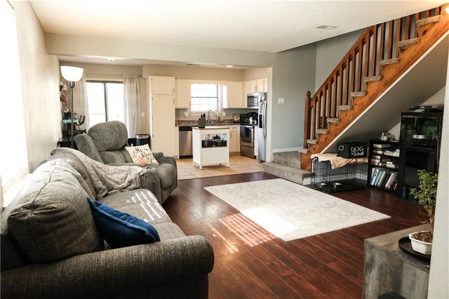 520 NE Knox Street D, Blue Springs, MO 64014