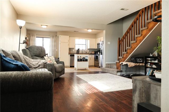 520 NE Knox Street D, Blue Springs, MO 64014