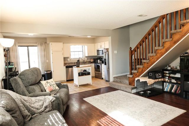 520 NE Knox Street D, Blue Springs, MO 64014