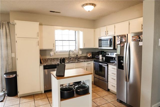 520 NE Knox Street D, Blue Springs, MO 64014