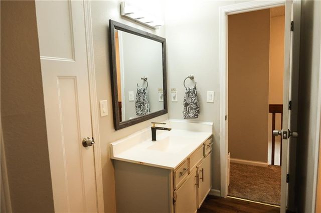 520 NE Knox Street D, Blue Springs, MO 64014