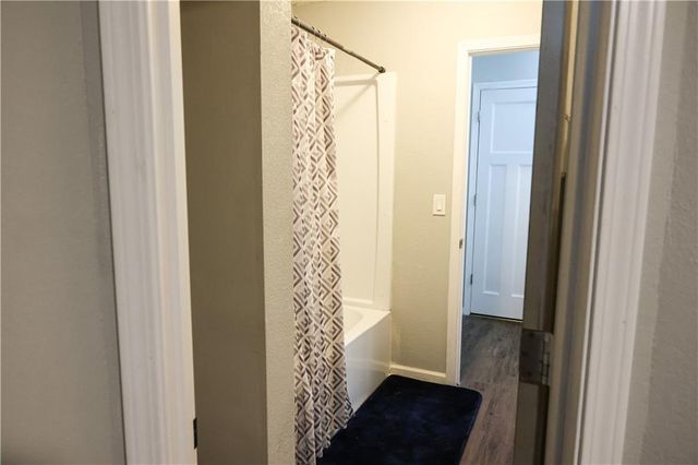 520 NE Knox Street D, Blue Springs, MO 64014