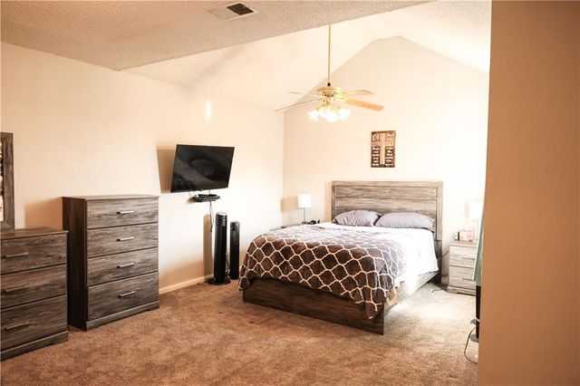 520 NE Knox Street D, Blue Springs, MO 64014