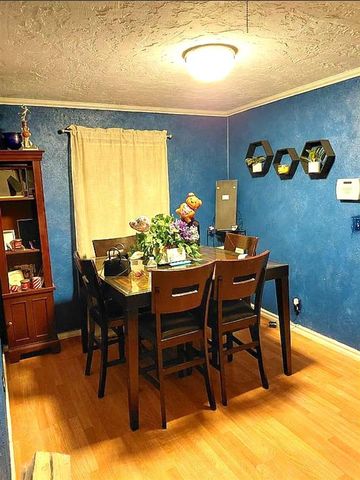 3118 NW Kinyon Ave, Lawton, OK 73505