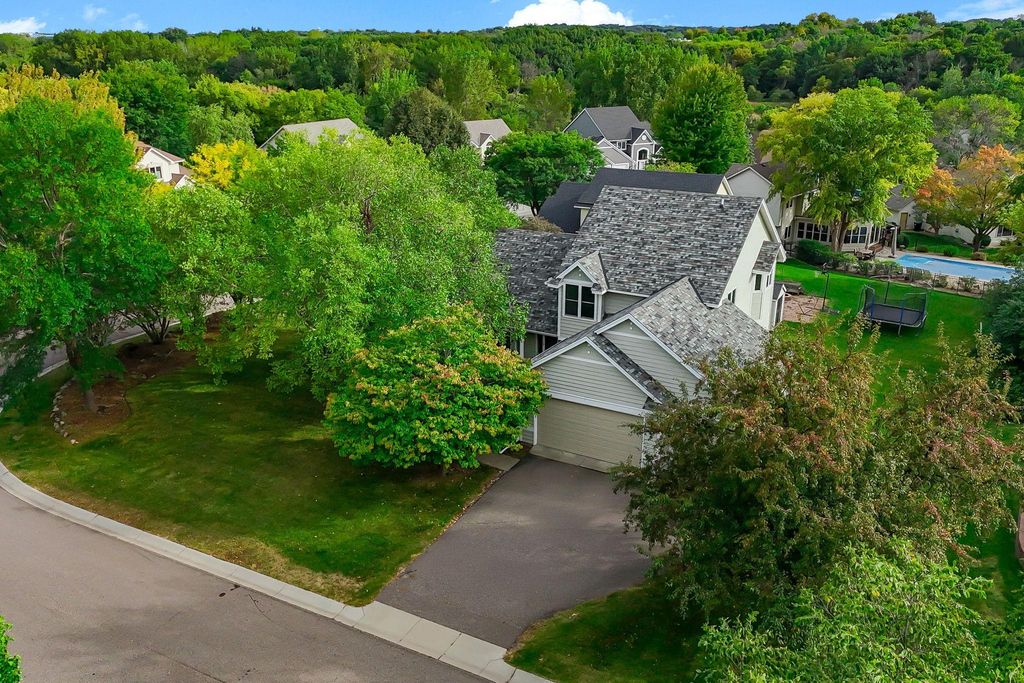 8843 Blackoaks Lane N, Maple Grove, MN 55311 — exterior