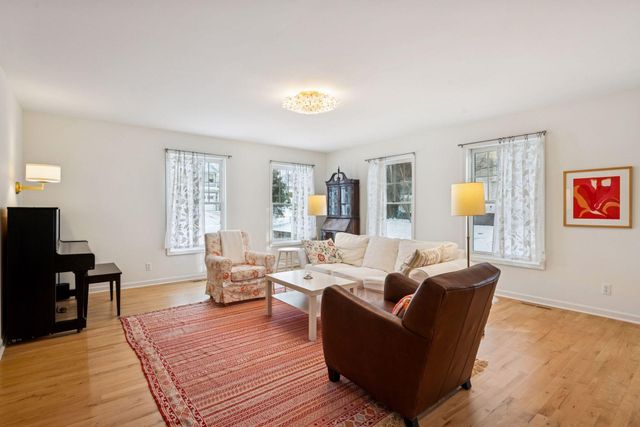 4111 Morningside Road, Edina, MN 55416