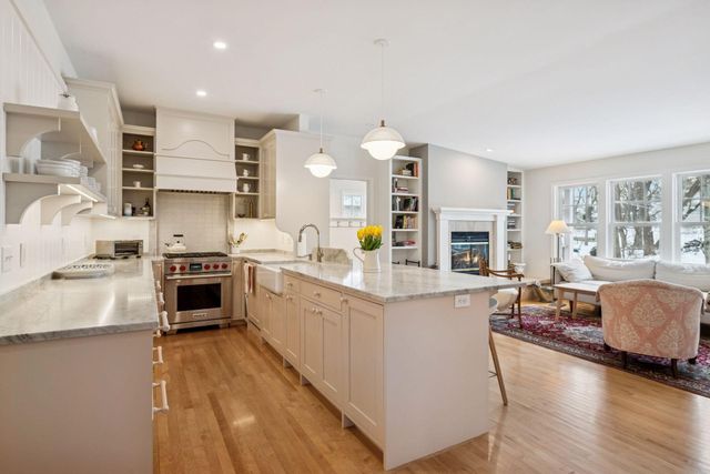 4111 Morningside Road, Edina, MN 55416