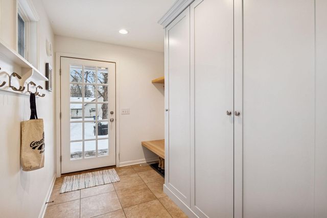 4111 Morningside Road, Edina, MN 55416