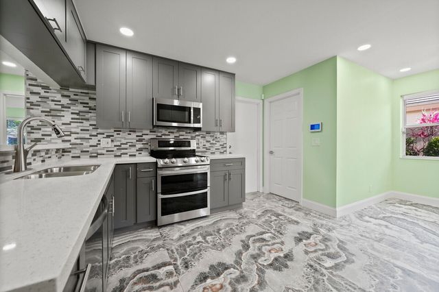 6291 Breckenridge Circle, Lake Worth, FL 33467