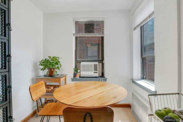 445 W 240th Street 6A, Bronx, NY 10463