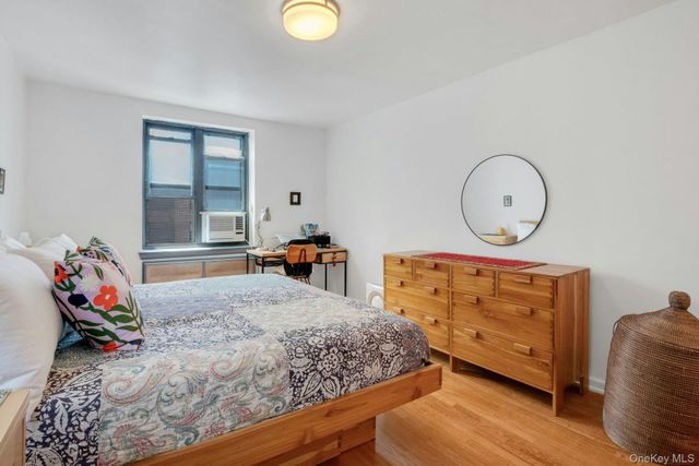 445 W 240th Street 6A, Bronx, NY 10463