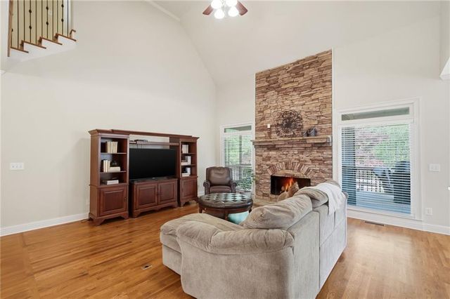 118 Holly Reserve Parkway, Canton, GA 30114