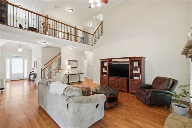 118 Holly Reserve Parkway, Canton, GA 30114
