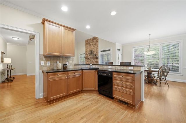 118 Holly Reserve Parkway, Canton, GA 30114