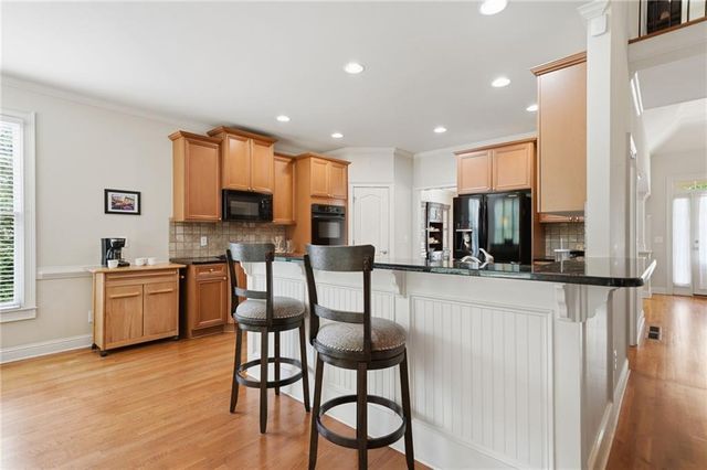 118 Holly Reserve Parkway, Canton, GA 30114