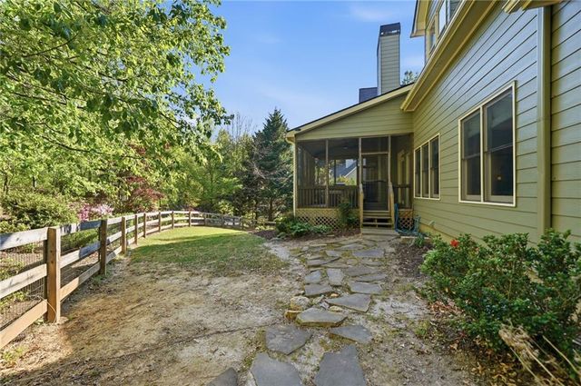 118 Holly Reserve Parkway, Canton, GA 30114