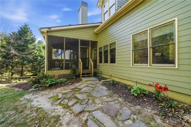 118 Holly Reserve Parkway, Canton, GA 30114