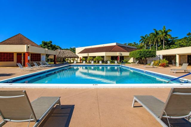2750 W Sunrise Lakes Drive W 112, Sunrise, FL 33322